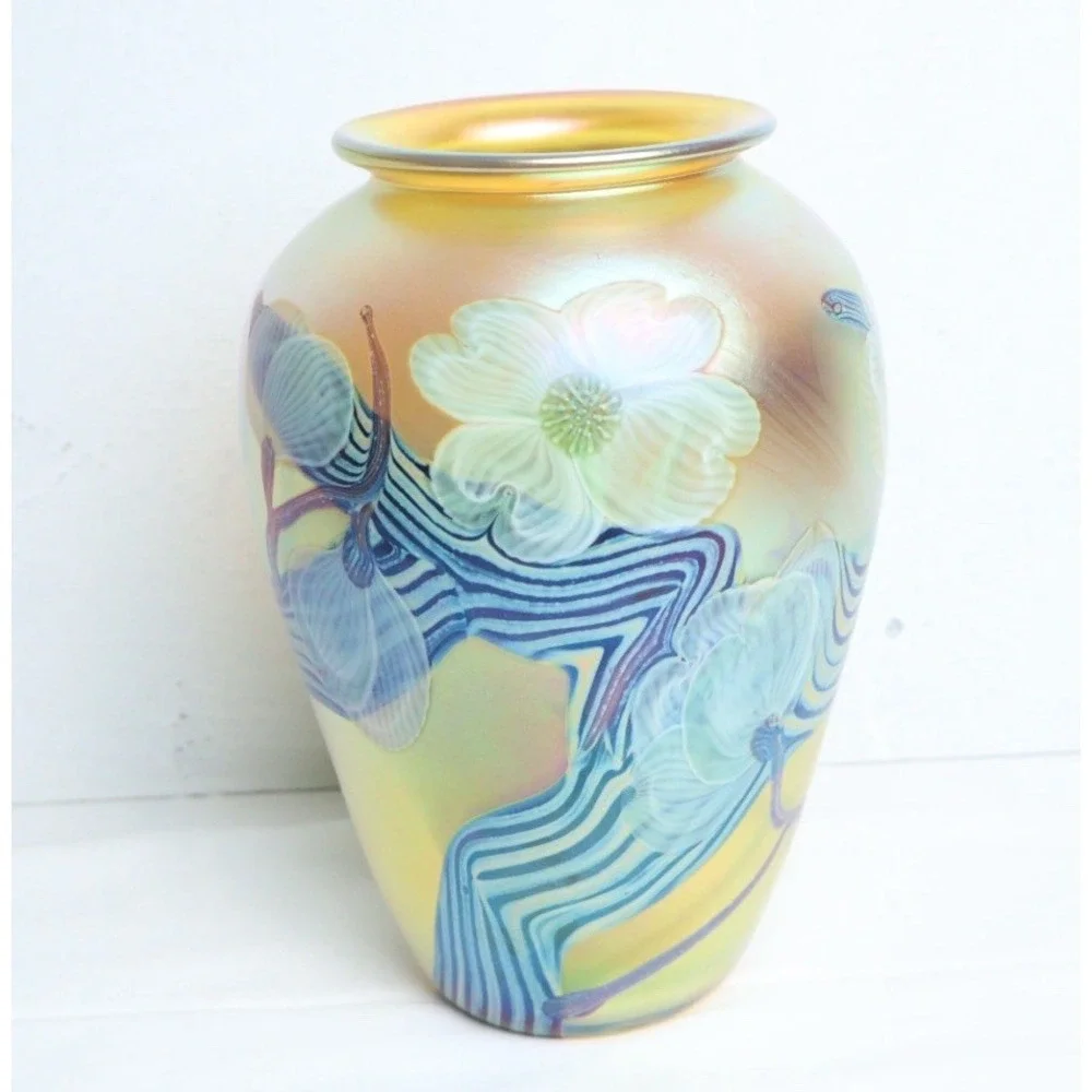 VTG 80's Orient & Flume Art Glass Vase Gold Iriscene Dogwood In Bloom Signed